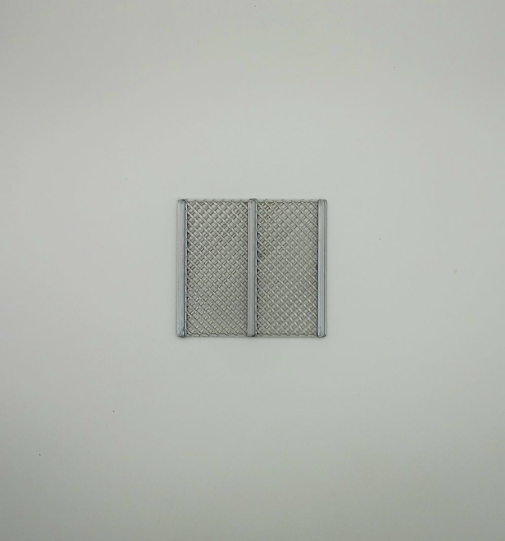 1:64 Scale Silver Two Panel Fence Diecast Diorama Accessory