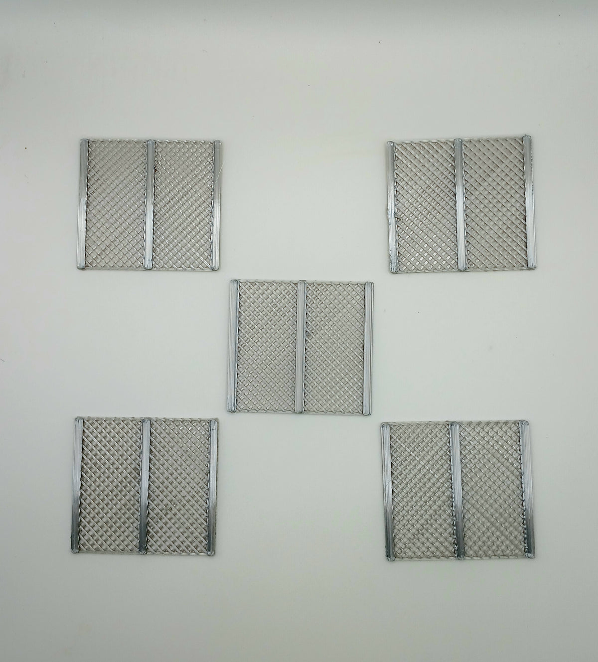 1:64 Scale Silver Two Panel Fence Diecast Diorama Accessory