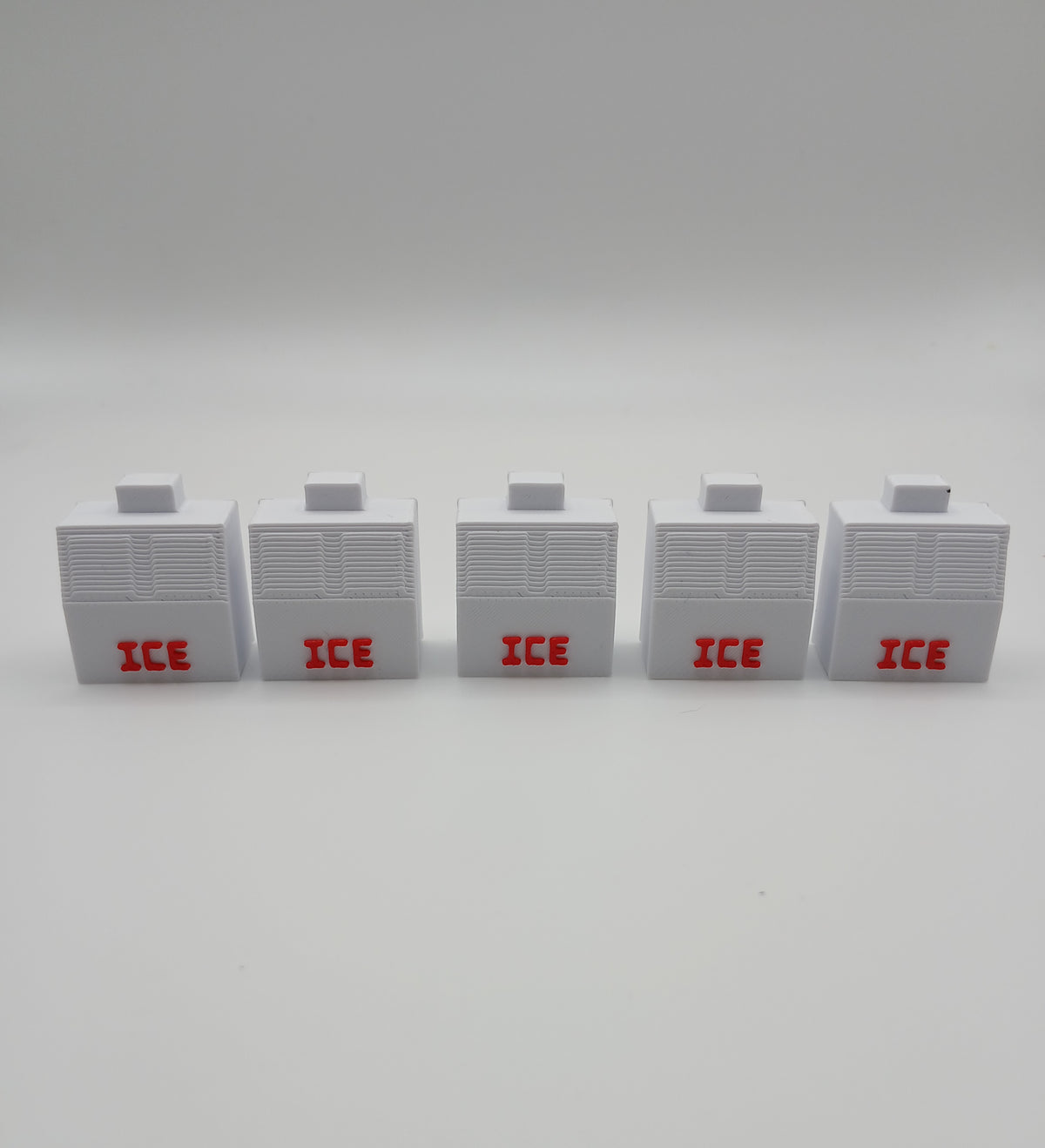 1:64 Scale White Ice Box 3D Printed Diecast Diorama Accessory
