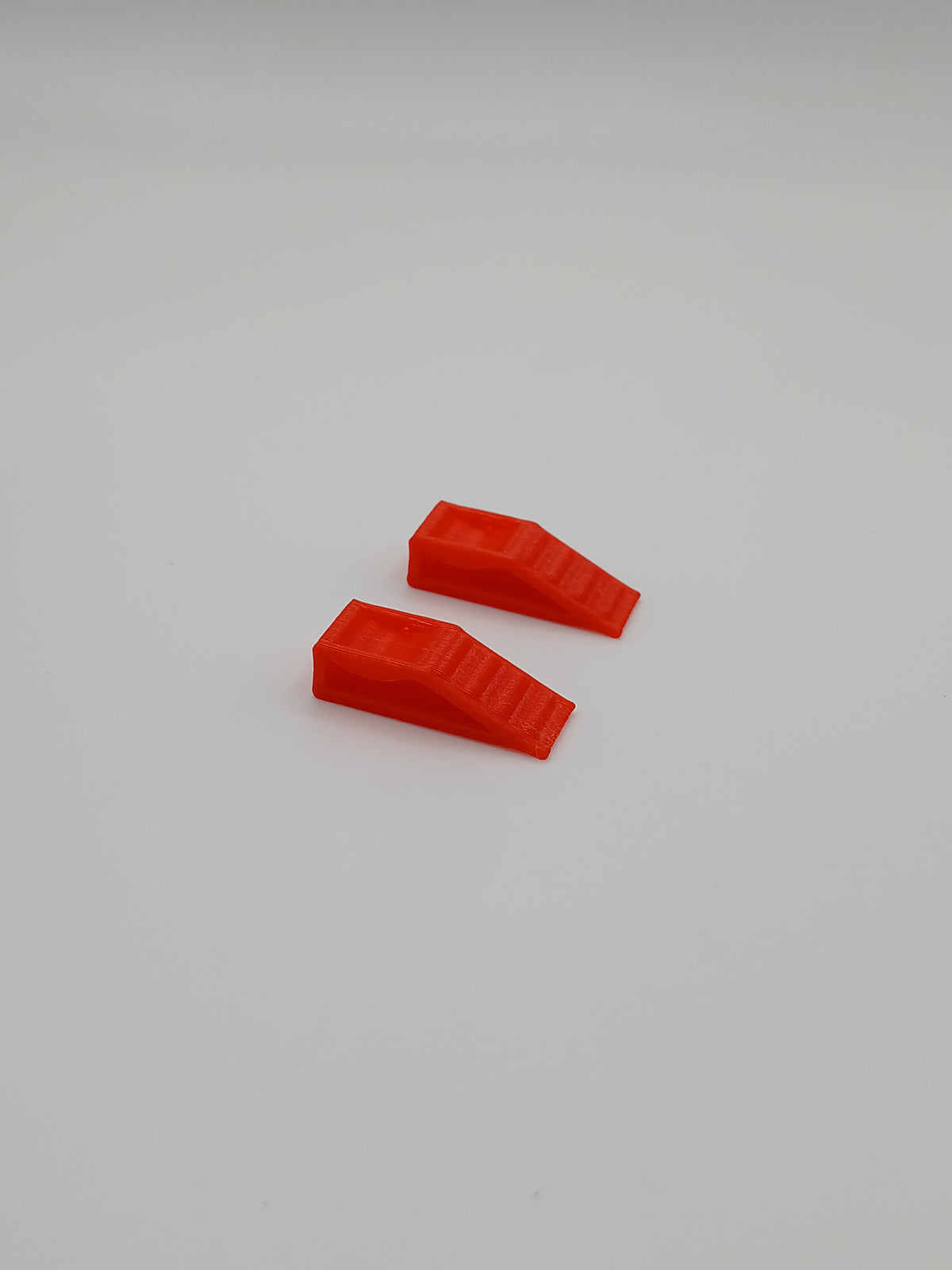 1:64 Scale Red Car Ramps Set of 2 Garage Diorama Accessory