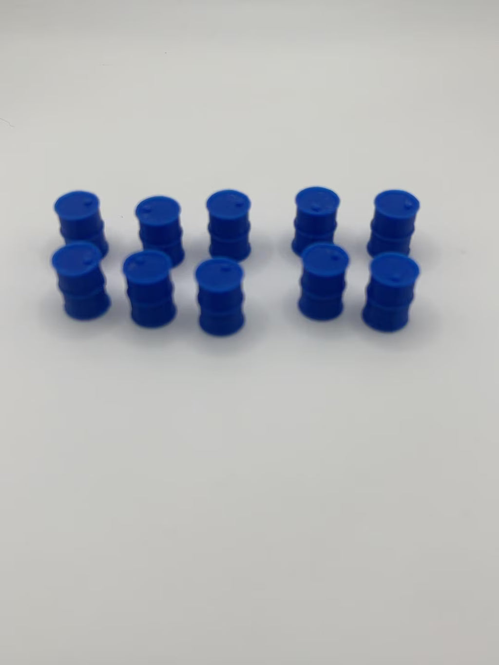1:64 Scale Blue or Yellow Oil Drums – 3D Printed Garage Diorama Parts (1-25 Pack)